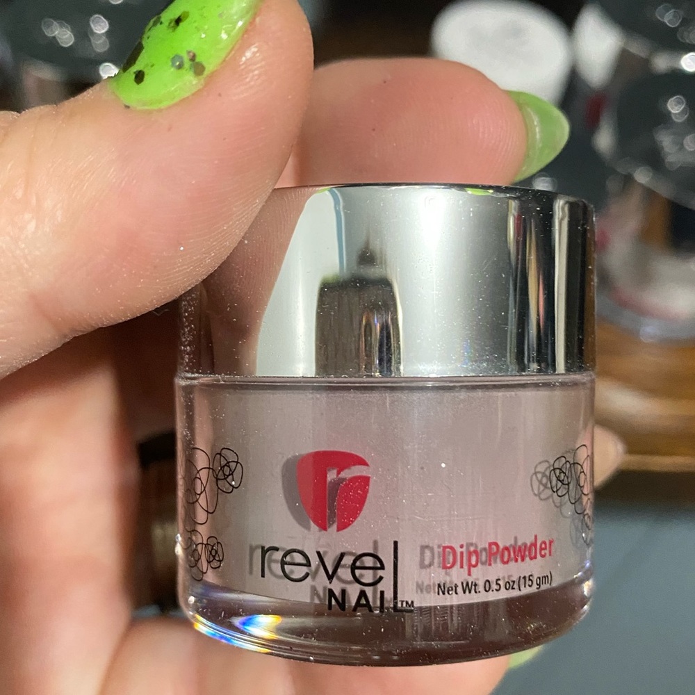 Revel Nail Dip Powder Defy